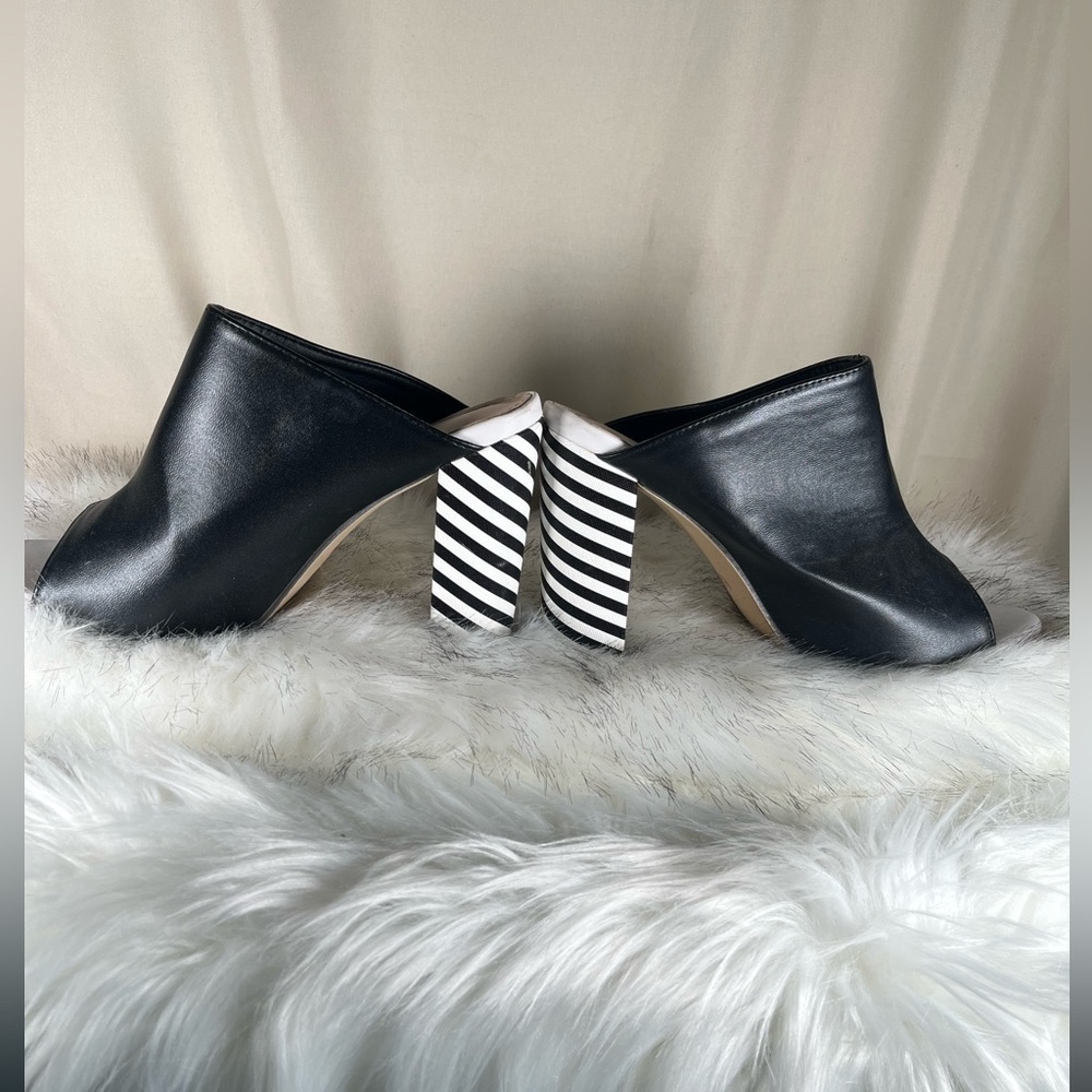 Elegant Black Open-Toe Women's Shoes - Picture 4 of 5